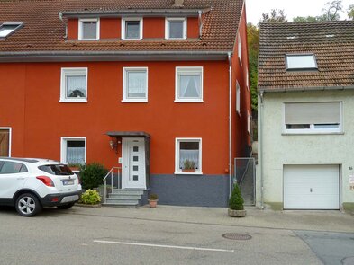 farbige Fasse Haus